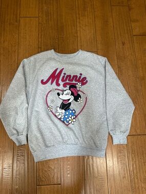 Disney Minnie Mouse Heather Gray Pullover Label